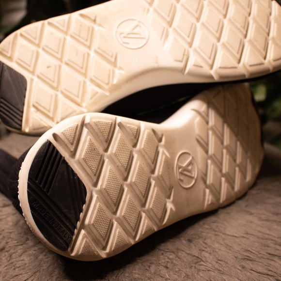 Louis Vuitton Black Heart Sock Sneaker Boots Size EU 39 US 9 - Picture 4 of 4